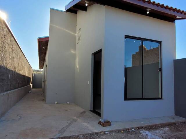 #117 - Casa para Locação em Piraju - SP - 2