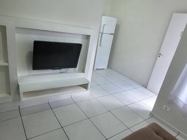 #129 - Apartamento para Locação em Piraju - SP