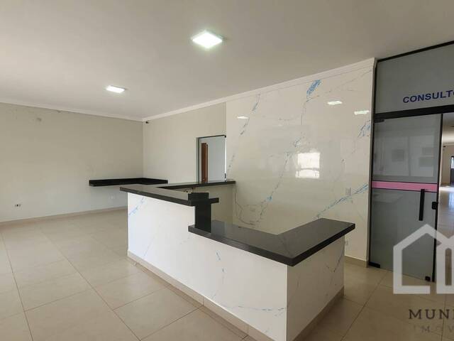 Prédio comercial para Locação em Piraju - 3